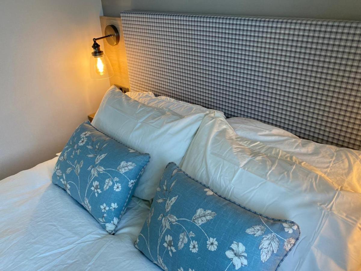 Lake District Prestige Caravan, 3 Bedrooms, Sleeps 8 On Haven Holiday Park Flookburgh Exterior photo